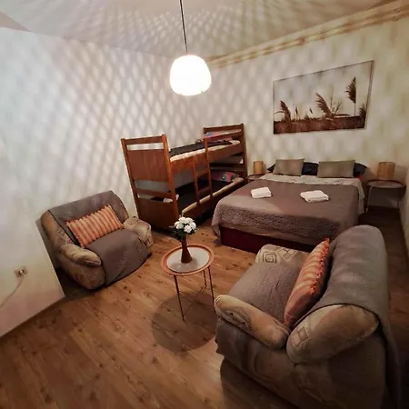 With A Parking Space - 7735 Apartamento Umag