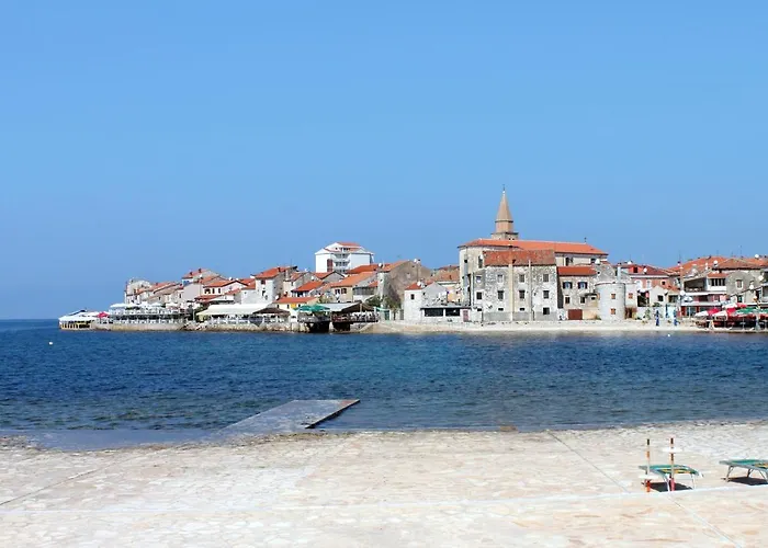 With A Parking Space - 7735 Umag